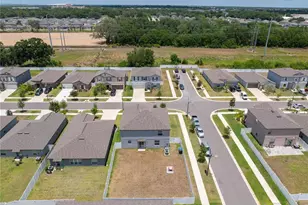 10291 Shady Preserve Dr, Riverview, FL 33578 - Photo 4