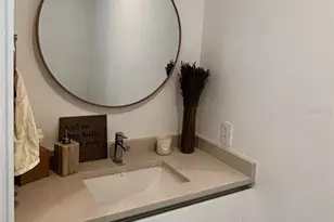 400 Central Ave, Saint Petersburg, FL 33701 - Photo 20
