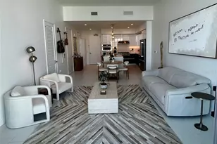 400 Central Ave, Saint Petersburg, FL 33701 - Photo 8