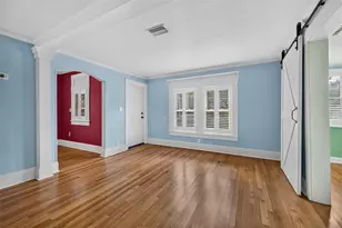 247 25th St N, Saint Petersburg, FL 33713 - Photo 6