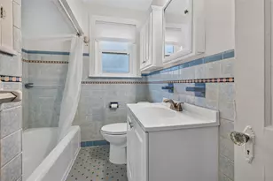 247 25th St N, Saint Petersburg, FL 33713 - Photo 12
