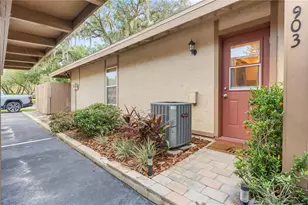 903 Buck Ct, Brandon, FL 33511 - Photo 6