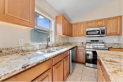 30407 Stapleton Street, Wesley Chapel, FL 33545 - Photo 12