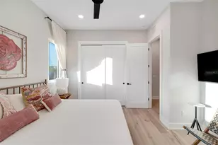 372 6th St S, Saint Petersburg, FL 33701 - Photo 26