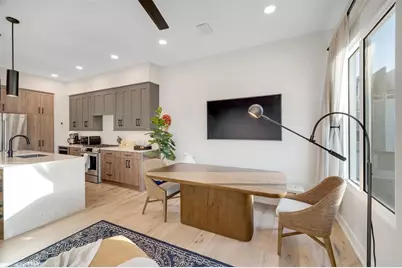 372 6th Street S #12, Saint Petersburg, FL 33701 - Photo 14