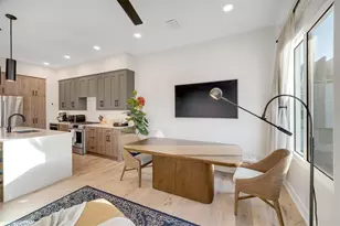 372 6th St S, Saint Petersburg, FL 33701 - Photo 14