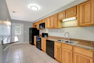 1706 Shore Acres Dr, Lakeland, FL 33801 - Photo 12