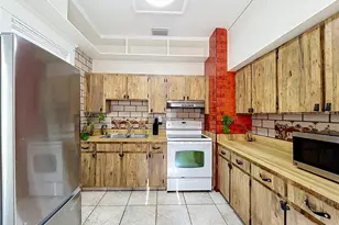 210 W Floribraska Ave, Tampa, FL 33603 - Photo 18