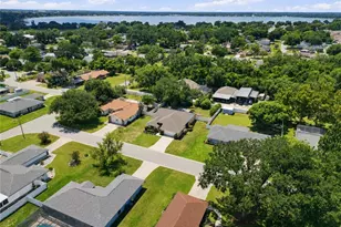 1202 Valencia Ln, Auburndale, FL 33823 - Photo 6