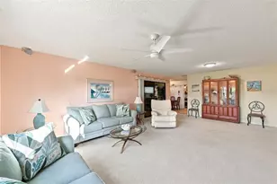 1618 Layton Ct, Sun City Center, FL 33573 - Photo 8