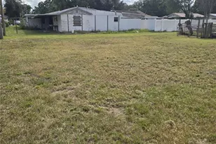 108 E Polk St, Auburndale, FL 33823 - Photo 2