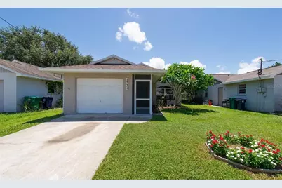 1521 13th Street W, Palmetto, FL 34221 - Photo 2