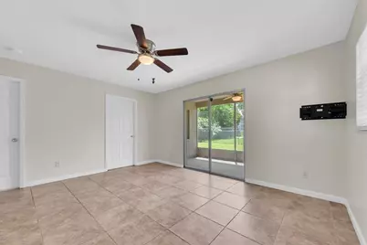 1521 13th Street W, Palmetto, FL 34221 - Photo 6