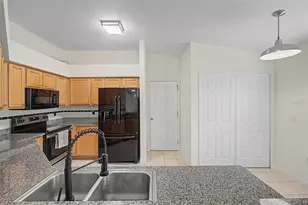7838 Carriage Pointe Dr, Gibsonton, FL 33534 - Photo 30
