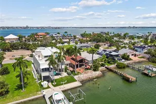 720 Boca Ciega Isle Dr, Saint Pete Beach, FL 33706 - Photo 20