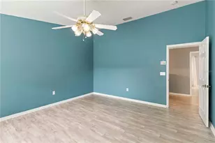 34928 Teeview Ln, Zephyrhills, FL 33541 - Photo 10