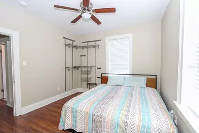 3810 N Darwin Avenue, Tampa, FL 33603 - Photo 10