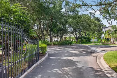 8735 Crescent Forest Boulevard, New Port Richey, FL 34654 - Photo 2