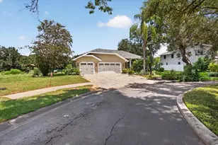 8735 Crescent Forest Blvd, New Port Richey, FL 34654 - Photo 4