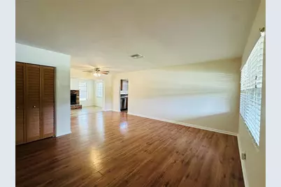 218 S Maywood Avenue, Clearwater, FL 33765 - Photo 2