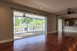 128 98th Ave N, Saint Petersburg, FL 33702 - Photo 6