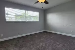 128 98th Ave N, Saint Petersburg, FL 33702 - Photo 8