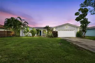 128 98th Ave N, Saint Petersburg, FL 33702 - Photo 1