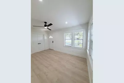 104 W Lambright Street, Tampa, FL 33604 - Photo 16