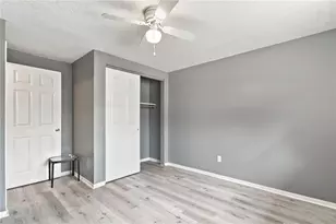 5450 & 5452 Lisa Circle, Zephyrhills, FL 33542 - Photo 10