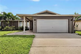 6747 Deer Pond Ln N, Pinellas Park, FL 33781 - Photo 2