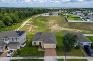 264 Golden Sands Cir, Davenport, FL 33837 - Photo 4