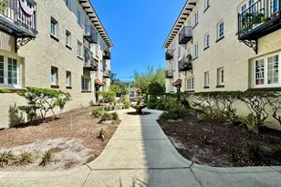 2117 W Dekle Ave, Tampa, FL 33606 - Photo 2