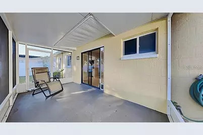 7481 Oak Street NE, Saint Petersburg, FL 33702 - Photo 6