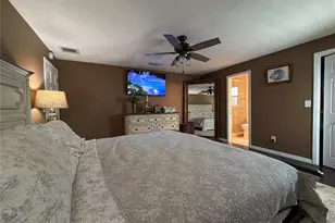 703 23rd St SW, Largo, FL 33770 - Photo 18
