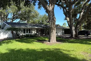703 23rd St SW, Largo, FL 33770 - Photo 44