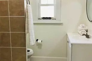 908 Vine Ave, Clearwater, FL 33755 - Photo 22