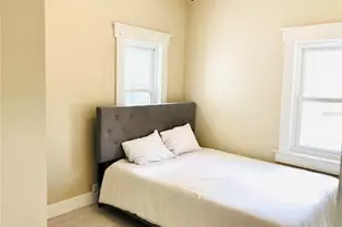 908 Vine Ave, Clearwater, FL 33755 - Photo 16