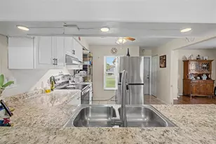 1004 Coolwood Pl, Brandon, FL 33511 - Photo 14