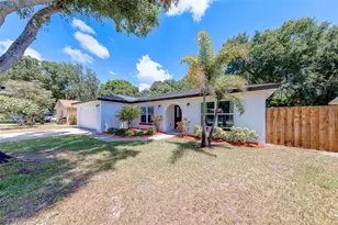2043 Dodge St, Clearwater, FL 33760 - Photo 2