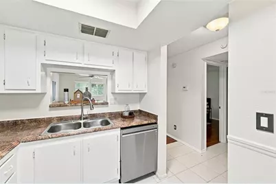 2465 Northside Drive #1604, Clearwater, FL 33761 - Photo 8