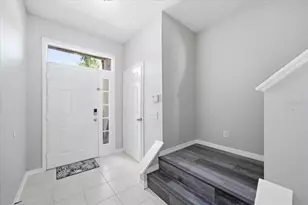 752 Vallance Way NE, Saint Petersburg, FL 33716 - Photo 6