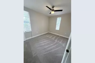 927 Lakewood Avenue, Tampa, FL 33613 - Photo 6