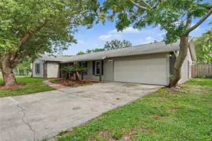 960 Apple Ln, Altamonte Springs, FL 32714 - Photo 2
