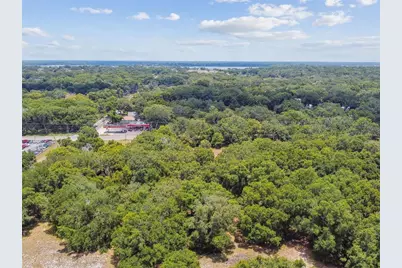 10413 Main Street, Thonotosassa, FL 33592 - Photo 4