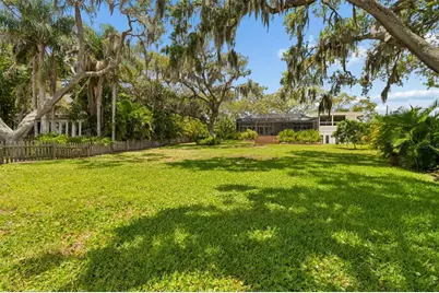 904 Bayshore Drive, Tarpon Springs, FL 34689 - Photo 52