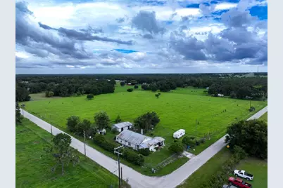3984 Dixiana Drive, Bowling Green, FL 33834 - Photo 10