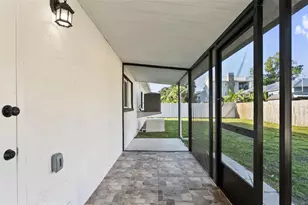 310 Country Club Dr, Oldsmar, FL 34677 - Photo 28