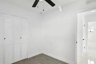 310 Country Club Dr, Oldsmar, FL 34677 - Photo 20