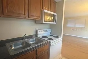3021 Oaklawn Ave, Largo, FL 33771 - Photo 8
