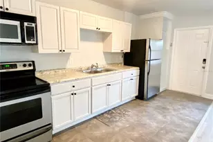 2343 8th St S, Saint Petersburg, FL 33705 - Photo 10